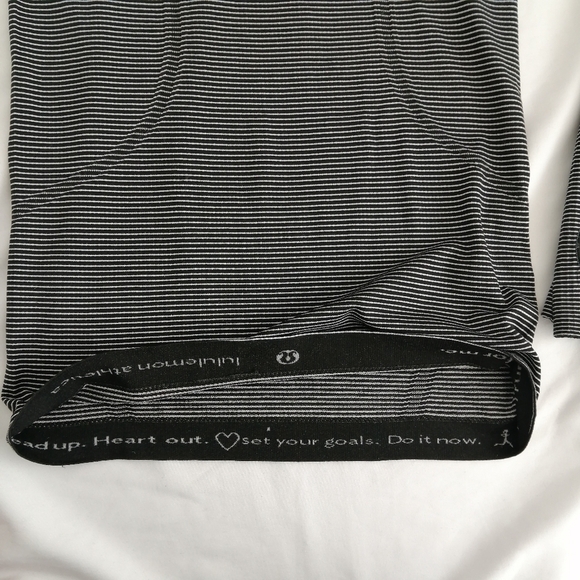 Lululemon Swiftly Tech Long Sleeve White Black Stripe 4 - Picture 12 of 16
